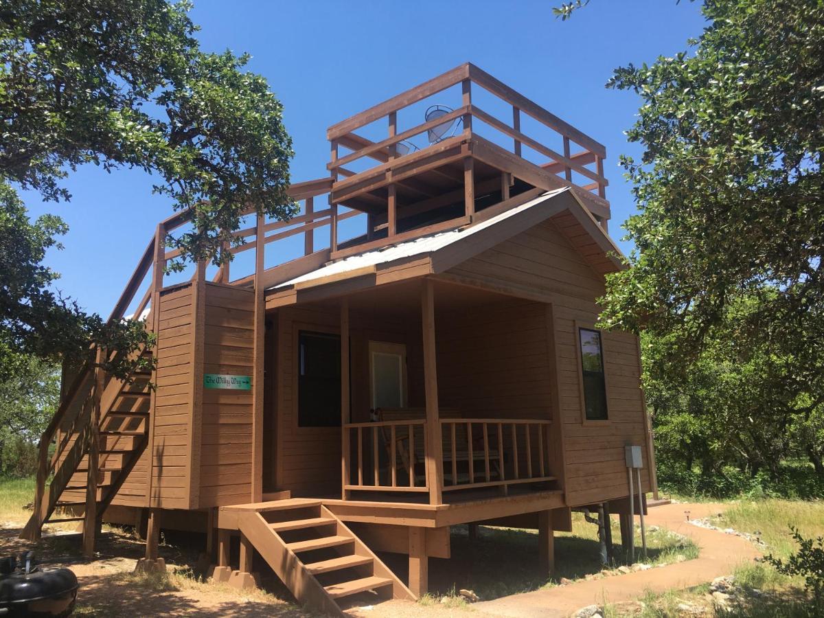 פרדריקסברג Walnut Canyon Cabins מראה חיצוני תמונה