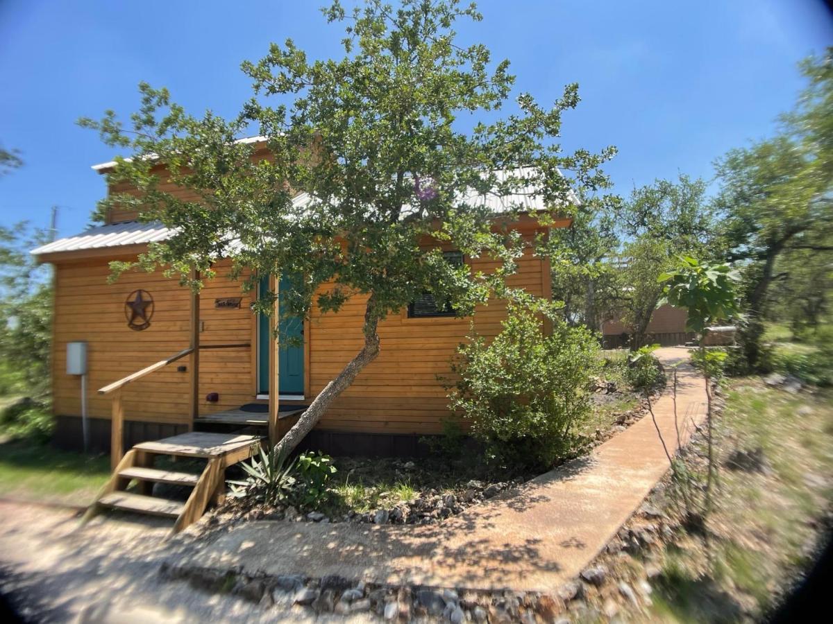 פרדריקסברג Walnut Canyon Cabins מראה חיצוני תמונה