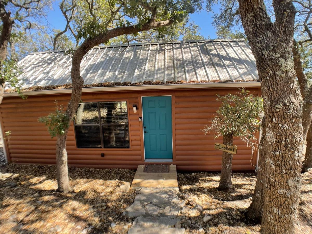 פרדריקסברג Walnut Canyon Cabins מראה חיצוני תמונה